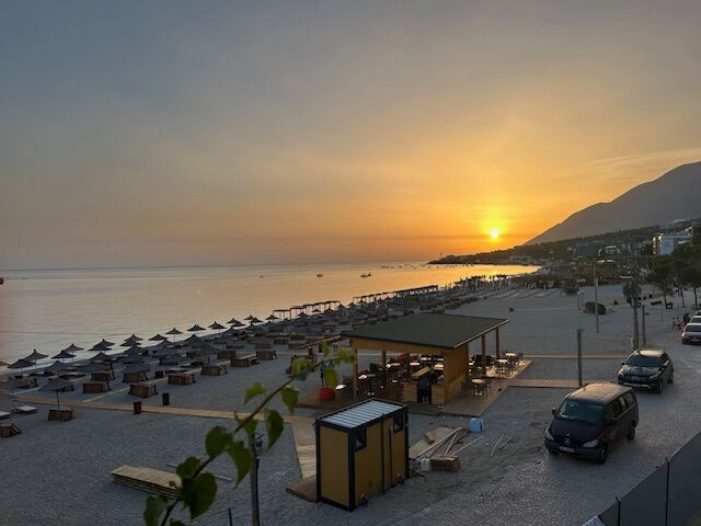 Looking for a Licensed and Seasoned Nonprofit Consultant? Want to learn about the Standards for Excellence Institute?