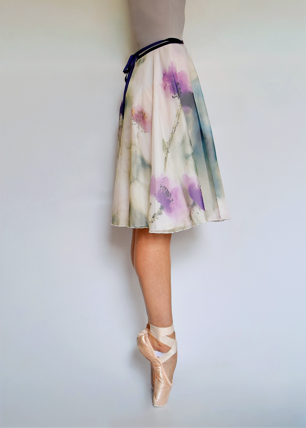 サムネイル： Double Layer Circular Wrap over skirt