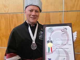 El Legado de la Enseñanza: Un Honoris Causa que Inspira a Seguir Aprendiendo