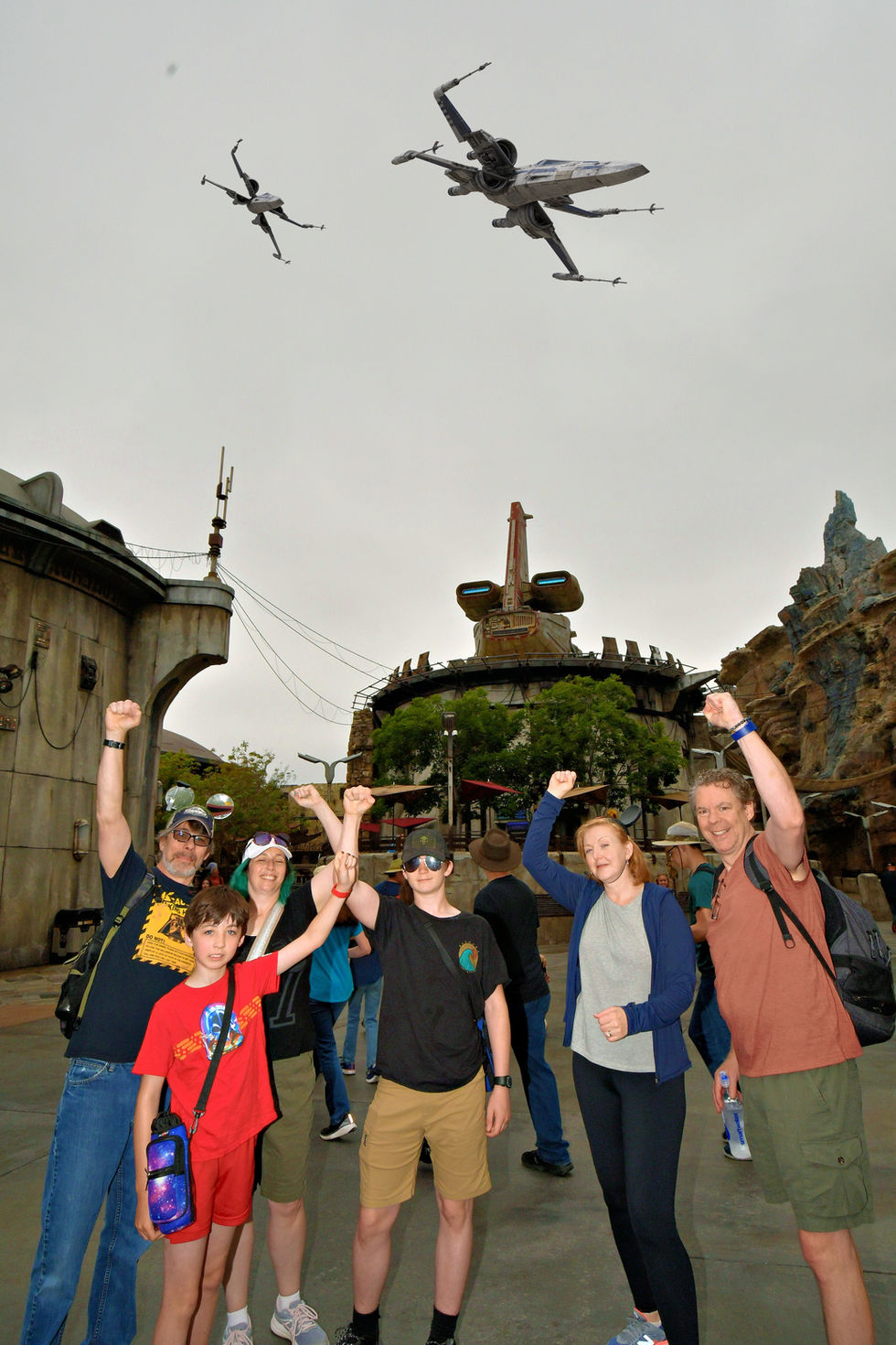 2024-06-04 - Disneyland Park - Millennium falcon