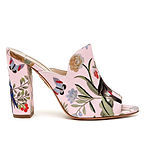 Модельная школа международного агентства VEA MODELS. Москва. Без кастинга. Модельное агентство. Стать моделью. Модельное агентство. Школа моделей. Модельные курсы.