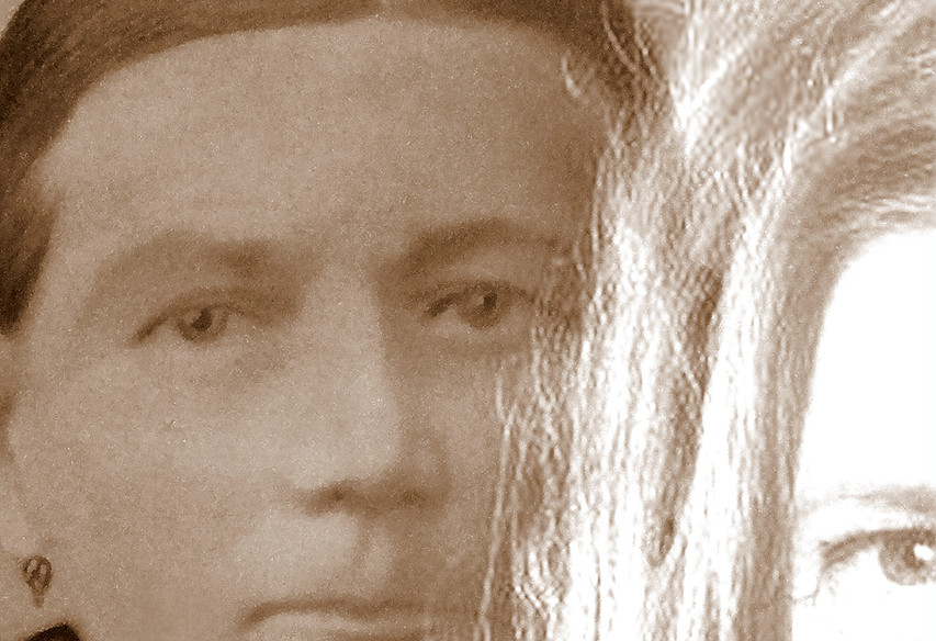 Mijn overovergrootmoeder en ikzelf