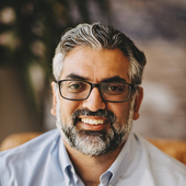 Saradhi Saripalli headshot