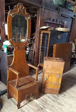 Entry Way Foyer J E Antiques United States