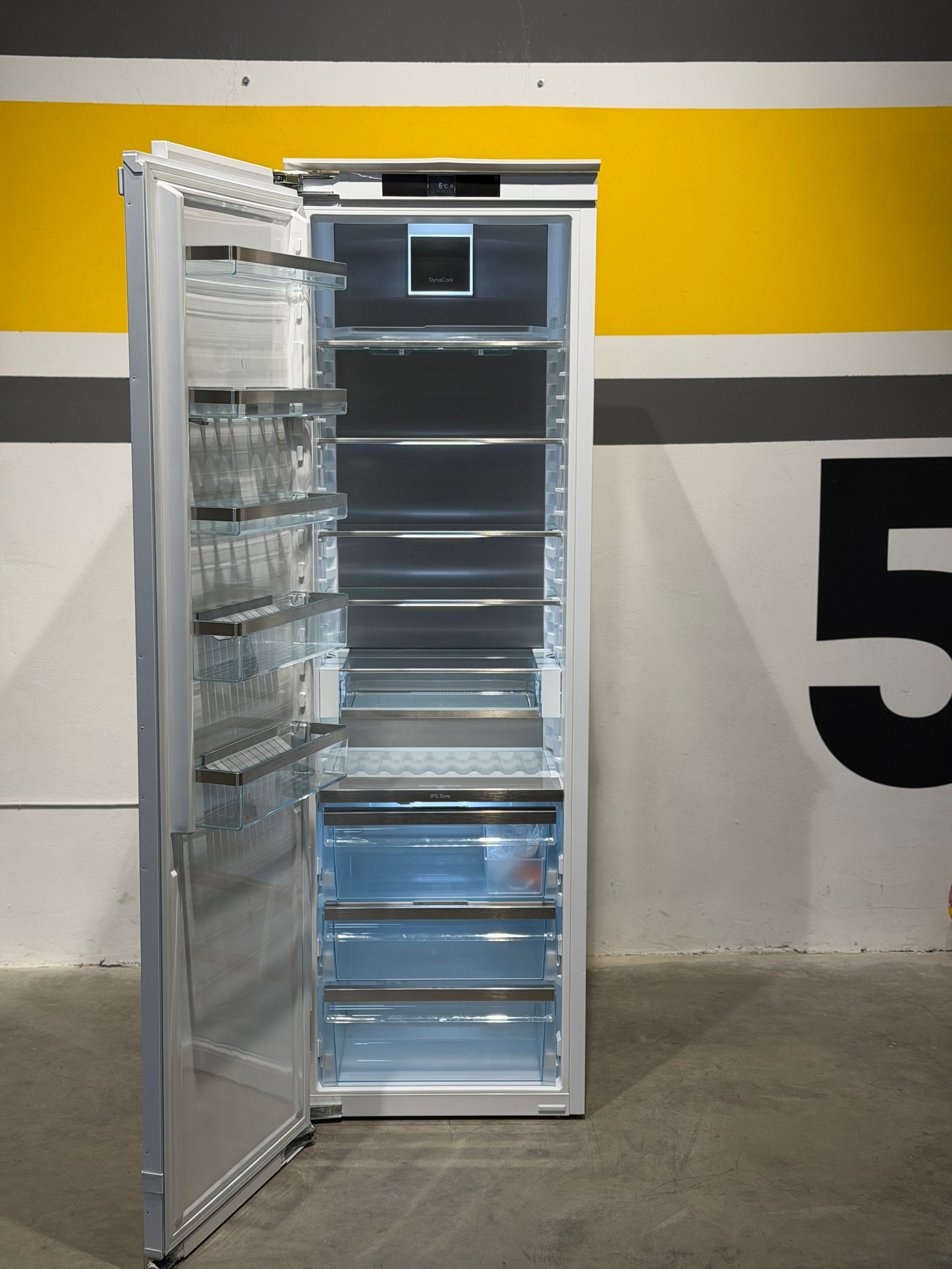 Вбудований холодильник K 7797 C R. Push2Open