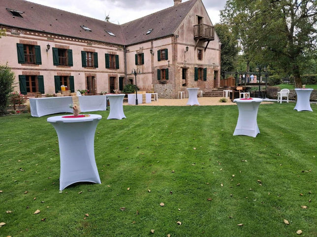 Mange_debout_deco