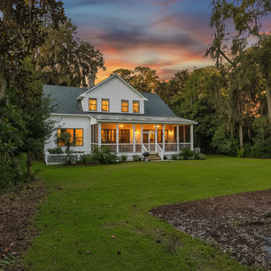 Dock extending into tidal waters from a home in historic Vernonburg near Savannah
