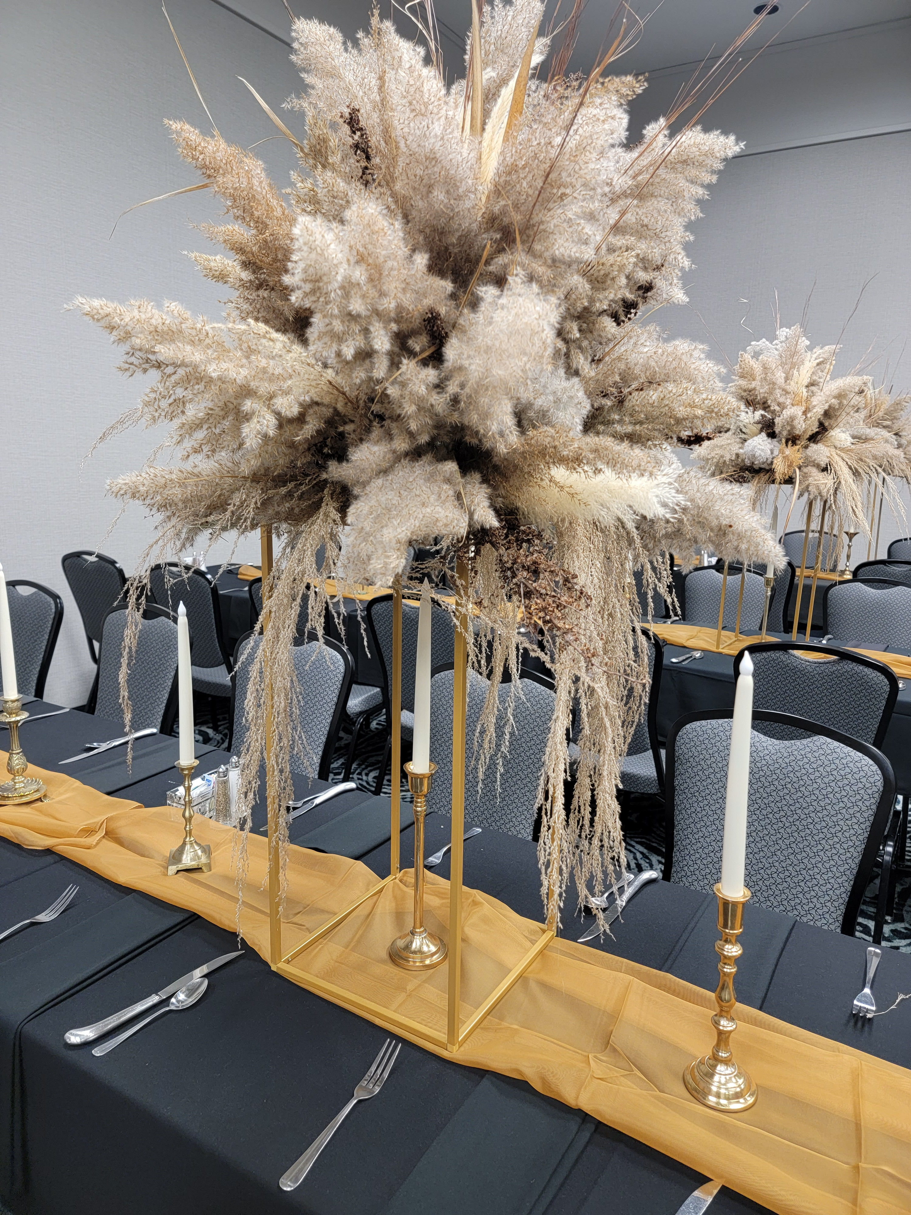 Gold table top frame