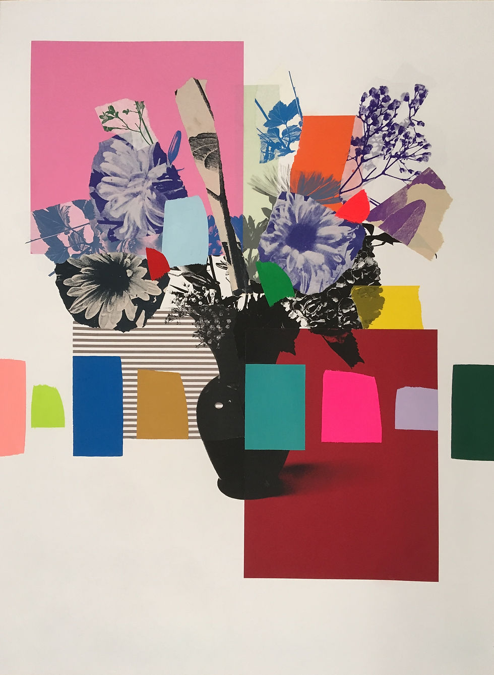 Paper Bouquet (black + red vase)