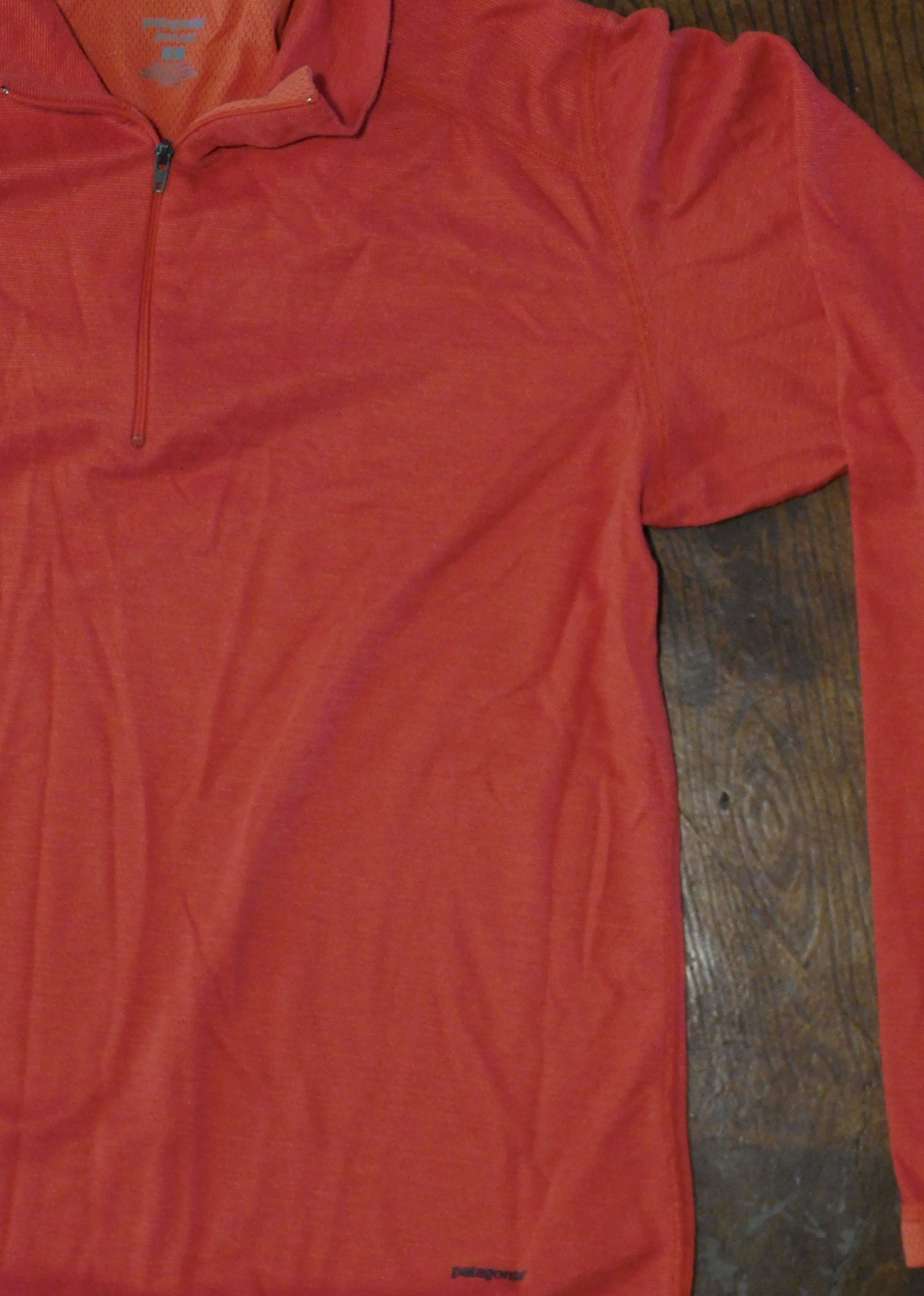 Patagonia capilene 1/4 zipper top womens large