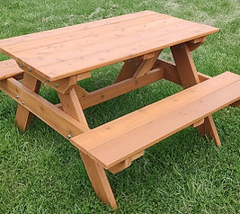 child's picnic table