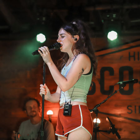 Samia @ Scoot Inn 9/12