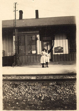 Katy _ Plesent Green_& Dorothy 3.jpeg