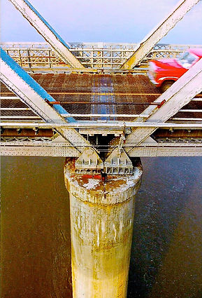 Boonville Br. pier & red llight.jpeg