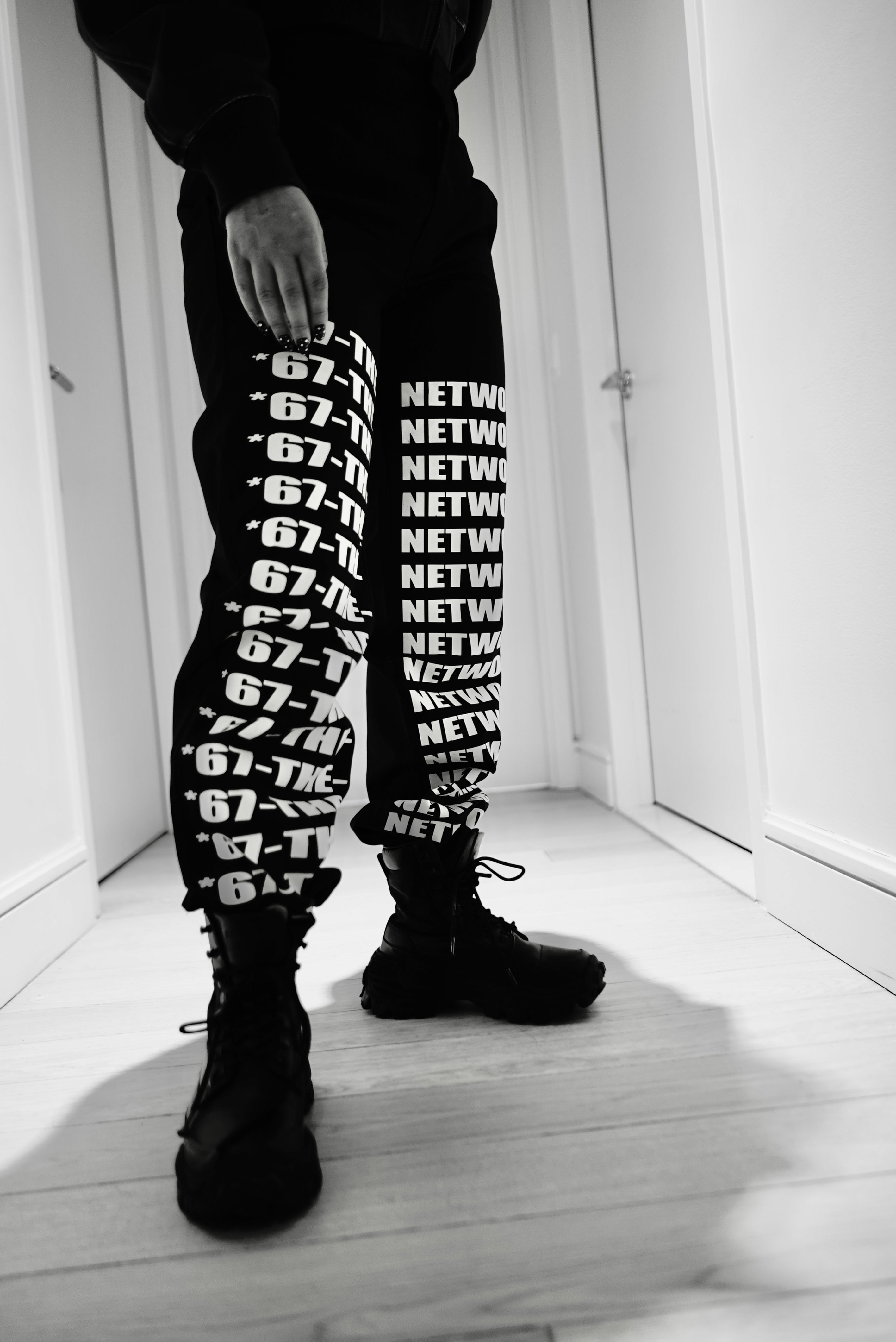 NETWORK PANTS BLACK