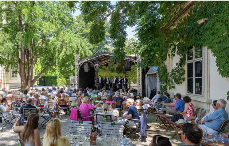 Summer Rhapsodie at Liechtenstein Garden Palace.