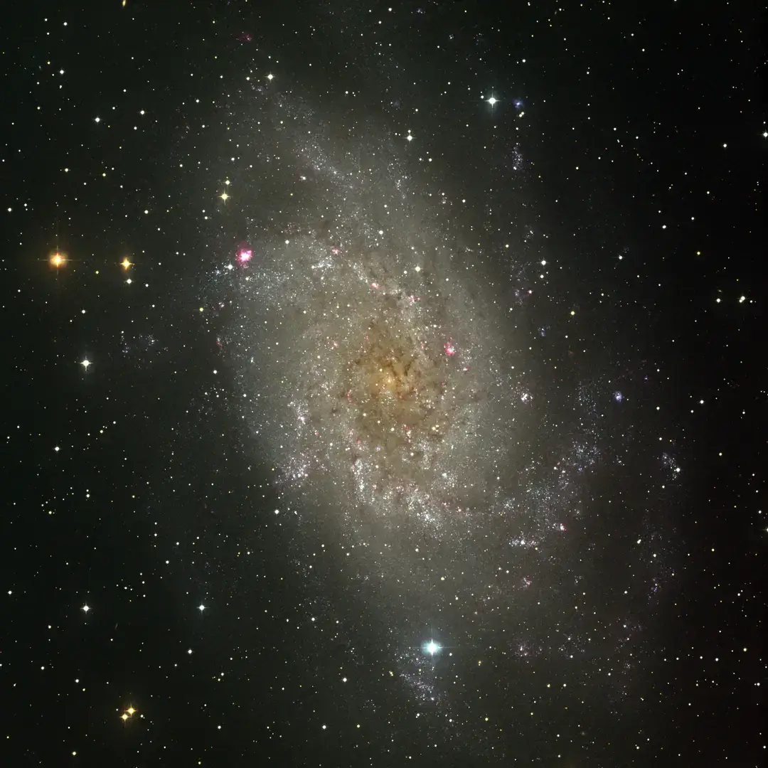 Üçgen Galaksisi (Messier 33, Triangulum Galaksisi veya NGC 598)