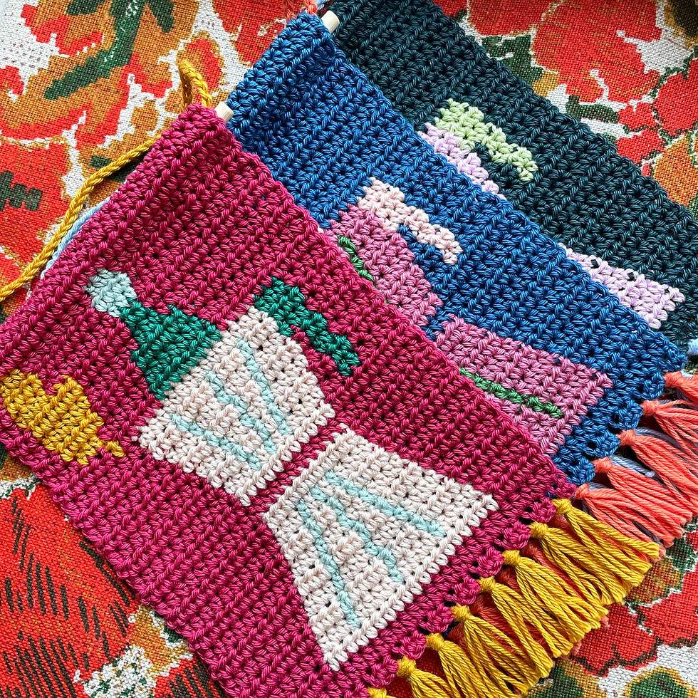 MOKKA - gehäkelter Wimpel