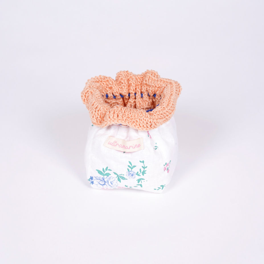 Thumbnail: PEGGY - Crochet Pouch