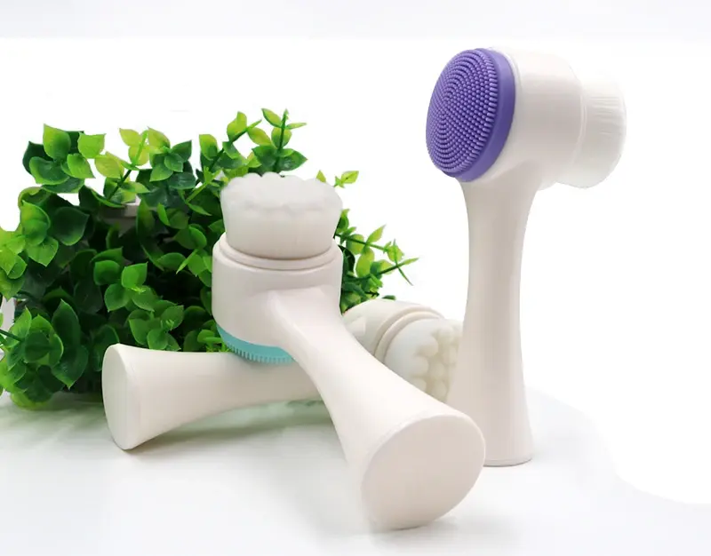 Simmie Revitalizing Facial Brush