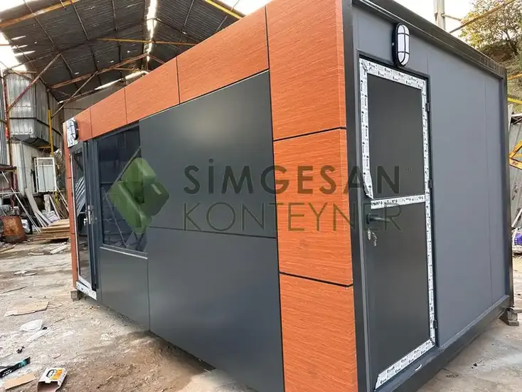 Simgesan kompozit ofis konteyneri ön görünüm