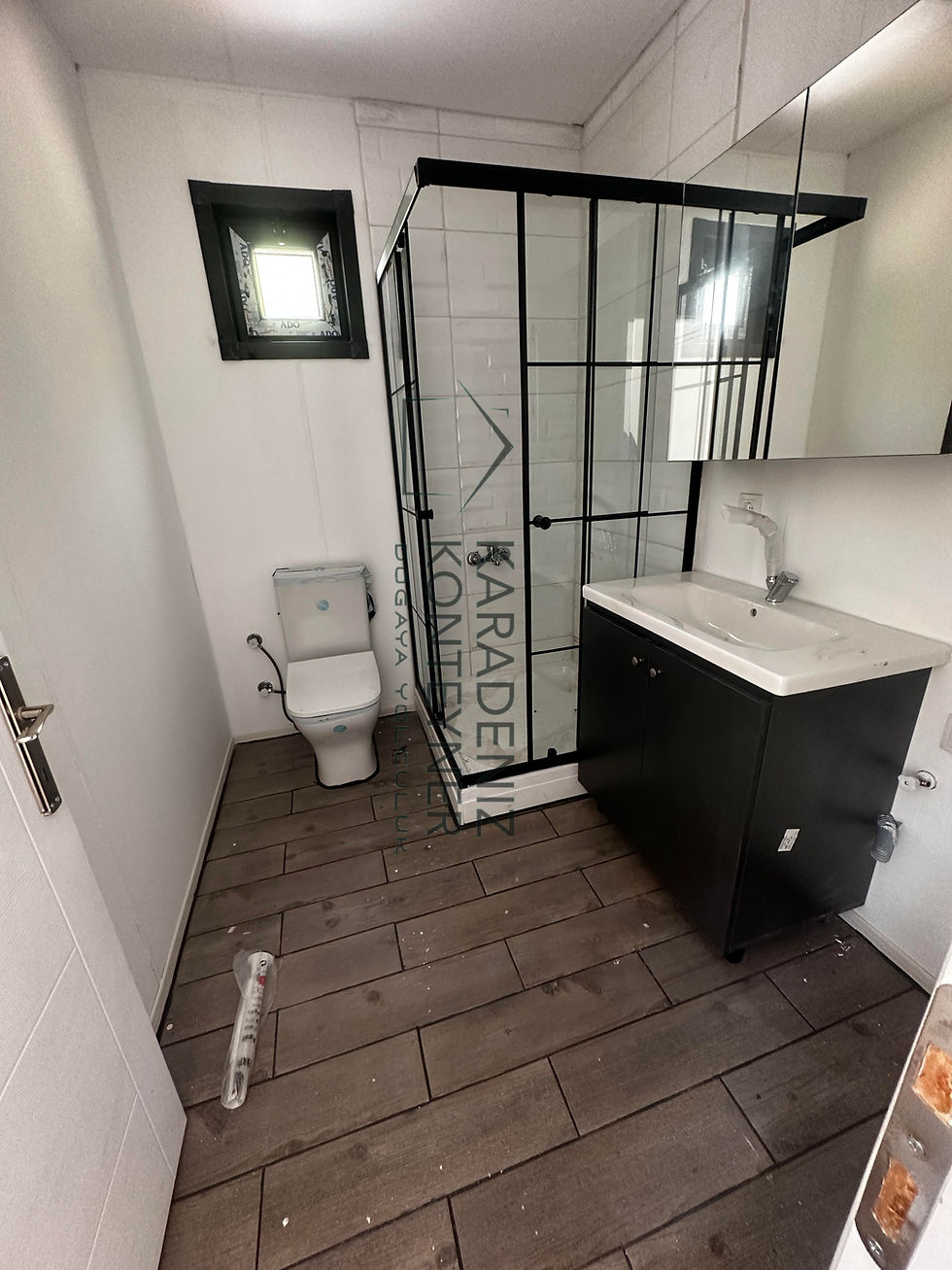 Küçük resim: Bungalow Ev - 46 m² tiny house ahşap konteyner