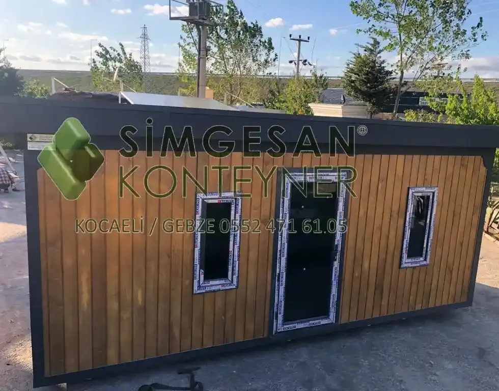 Simgesan 3x5 ahşap konteyner ev ön cephe