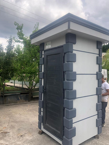 Betopan kaplamalı WC kabini