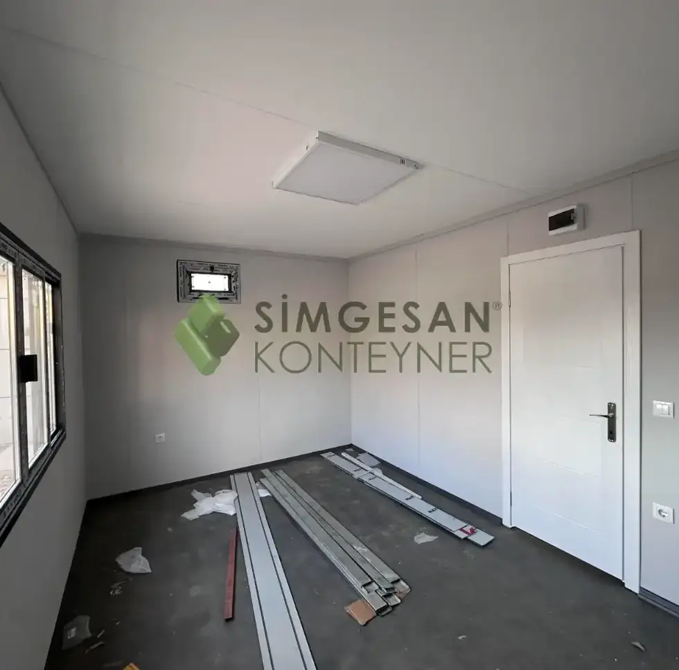 Kiler bölmeli ticari konteyner iç görünüm
