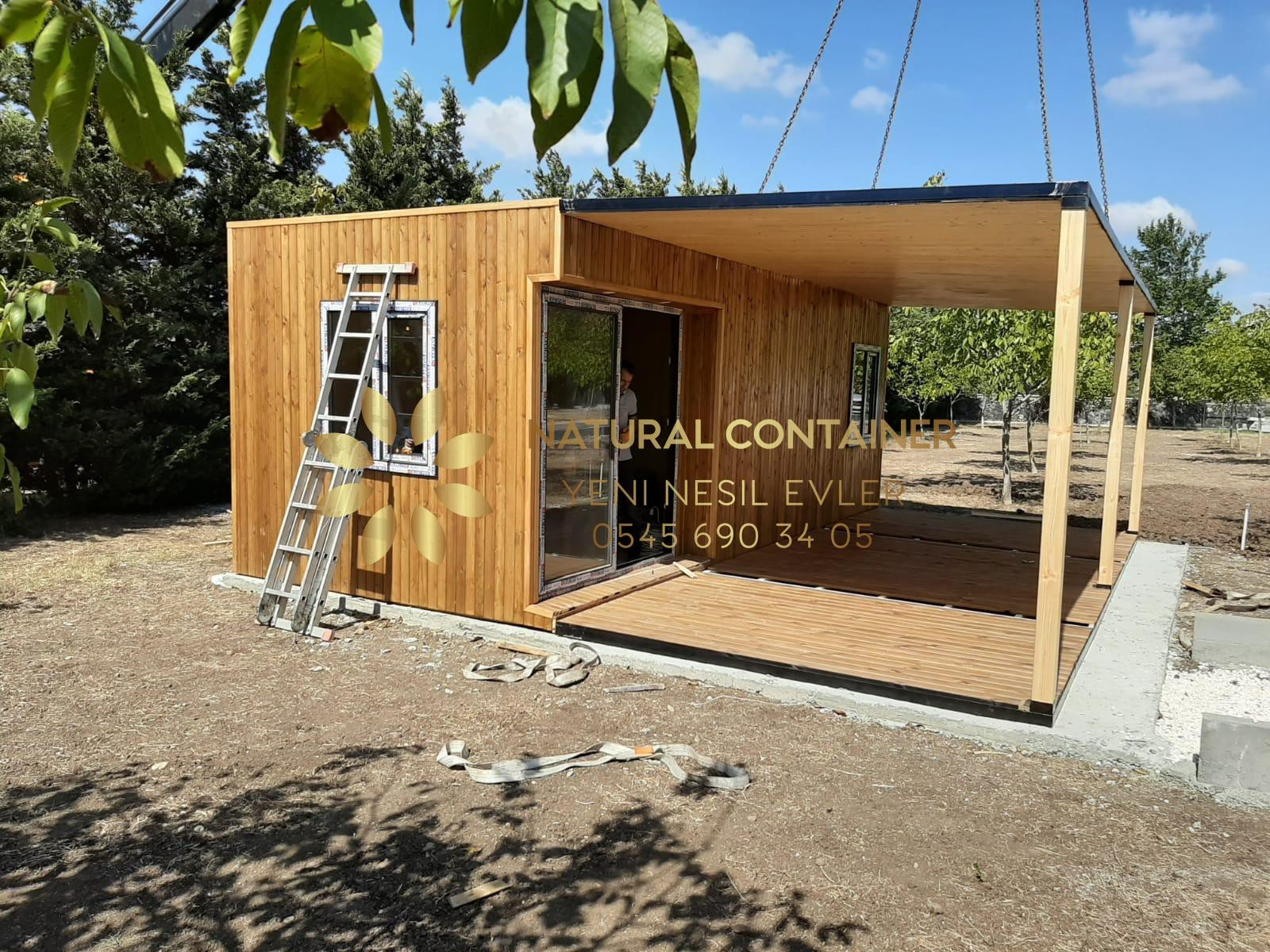 3x7 Ahşap Ev Konteyner Verandalı