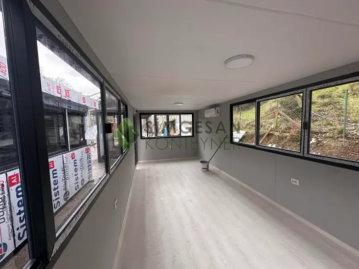 Betopan iç kaplamalı güvenlik kulübesi iç mekan