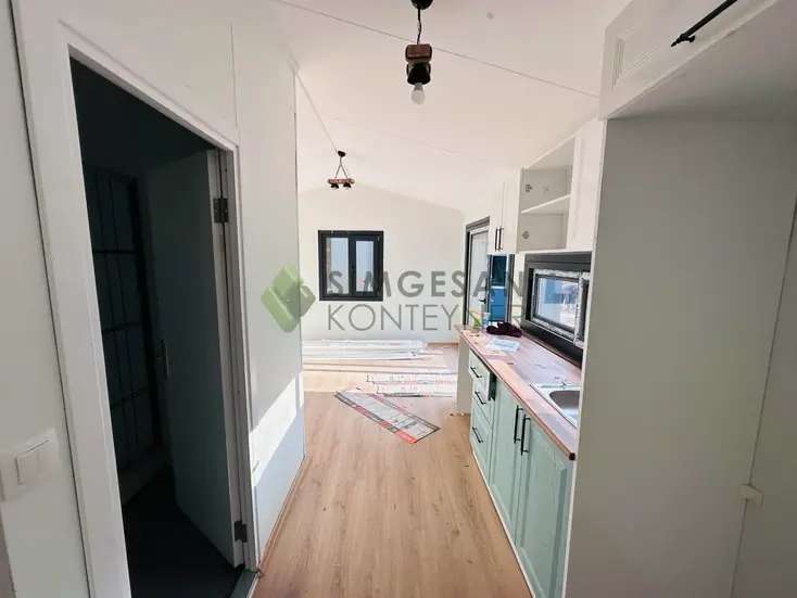 Laminant parke zeminli konteyner ev iç dekorasyon