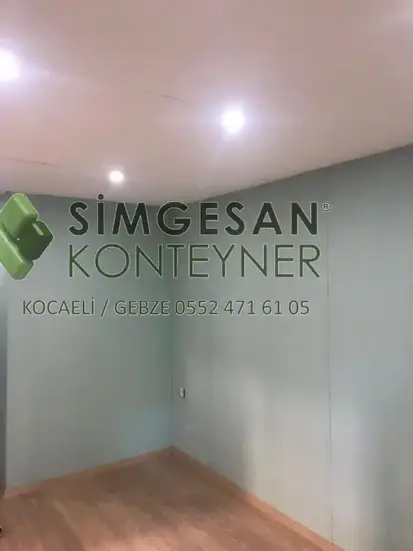 Laminant parke zeminli konteyner ev iç alan