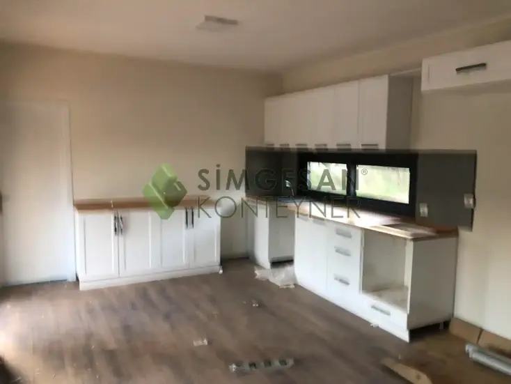 Modern iç mekan tasarımlı ahşap konteyner ev