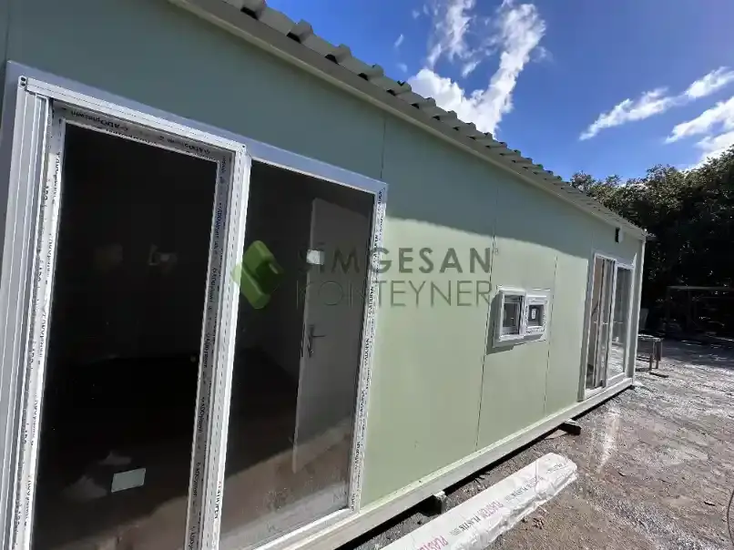 Betopan kaplamalı 4x8 konteyner ev modern dış yüzey