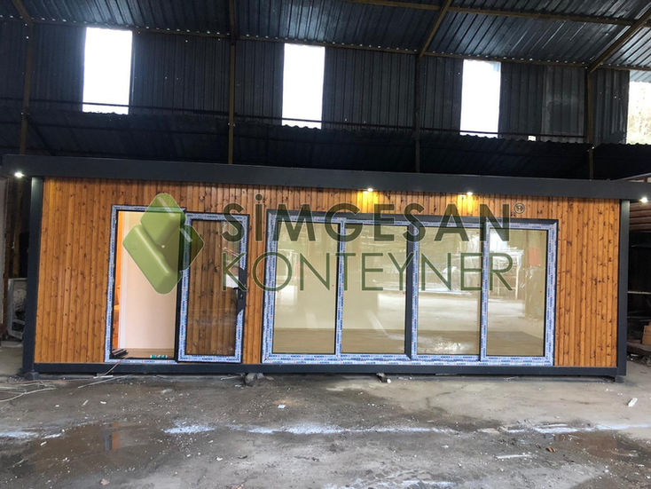 Ahşap dış cepheli modern konteyner ev