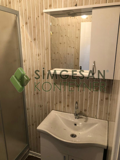 WC ve duşlu ahşap konteyner ev