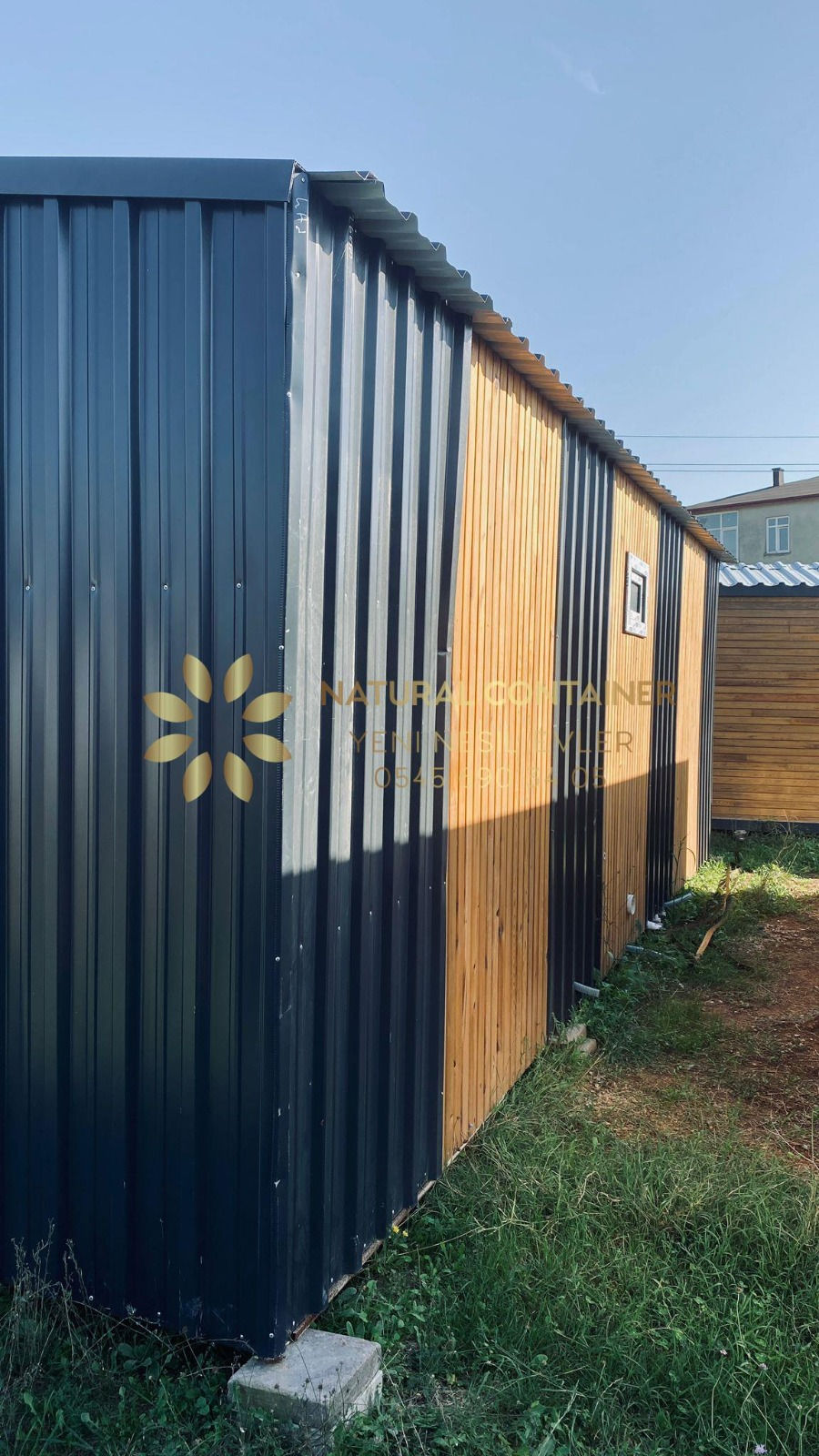 Küçük resim: Ahşap Verandalı Teraslı Evkonteyner