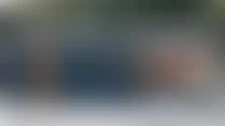 Modern üçgen çatılı 4x8 konteyner ev ön cephe tasarımı