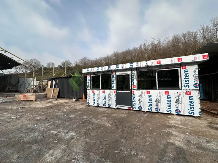 Simgesan 3x6 güvenlik kulübesi ön cephe kompozit panel