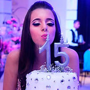 15_años_edited.jpg
