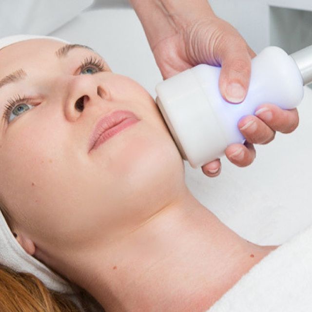 Facial treatment at Club Synergie