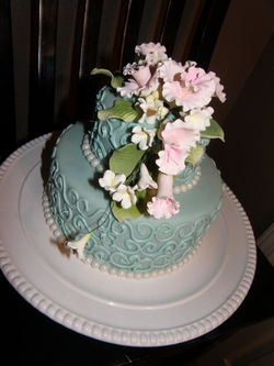 2 tier wedding cake