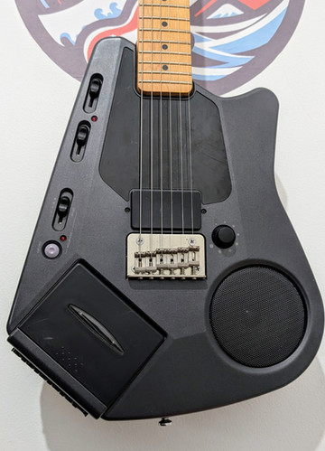 CASIO エレキング　EG-5 1980s Casio EG-5 Eleking Black | Gaijin Guitars