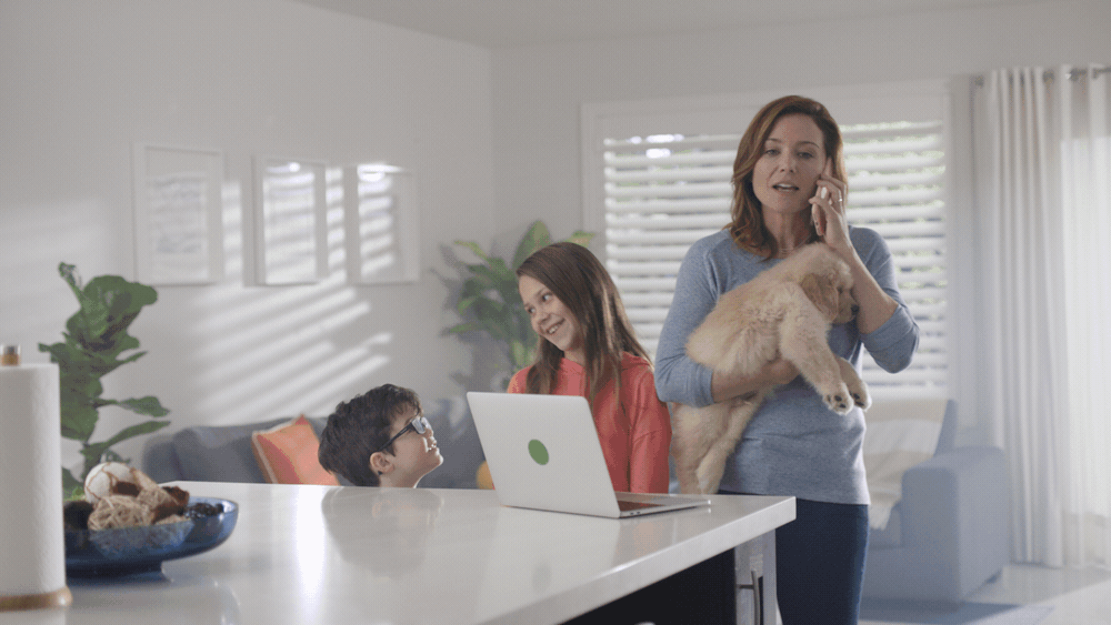 _Mom_LaptopCleanup_02_Before.gif