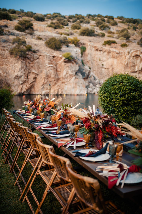 Rustic outdoor wedding reception table