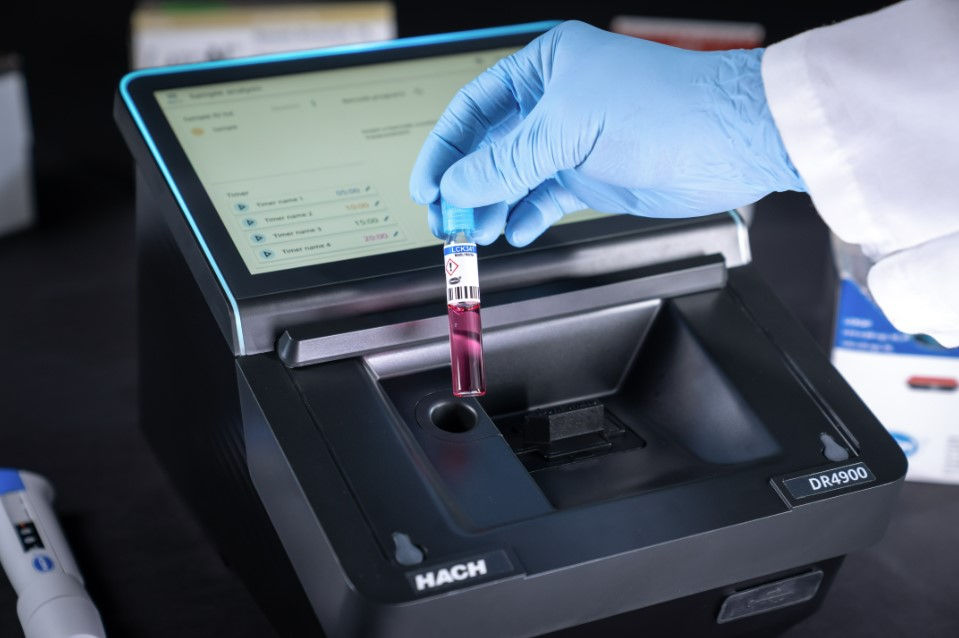 Miniatyrbilde: Hach DR4900 VIS spektrofotometer
