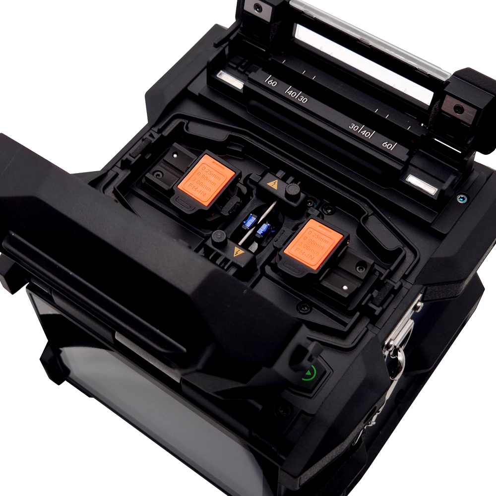 NetPeppers CFS200 fusion splicer