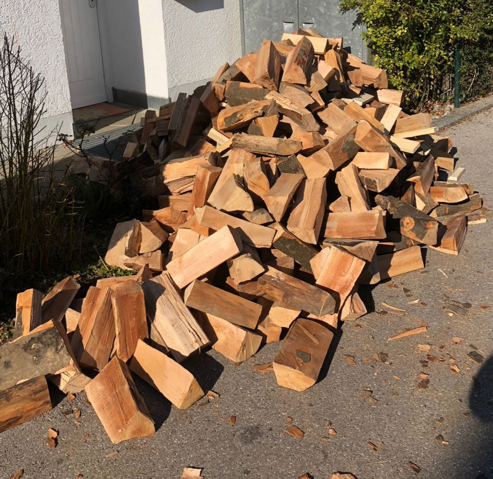 LOSES BRENNHOLZ GEMISCHT