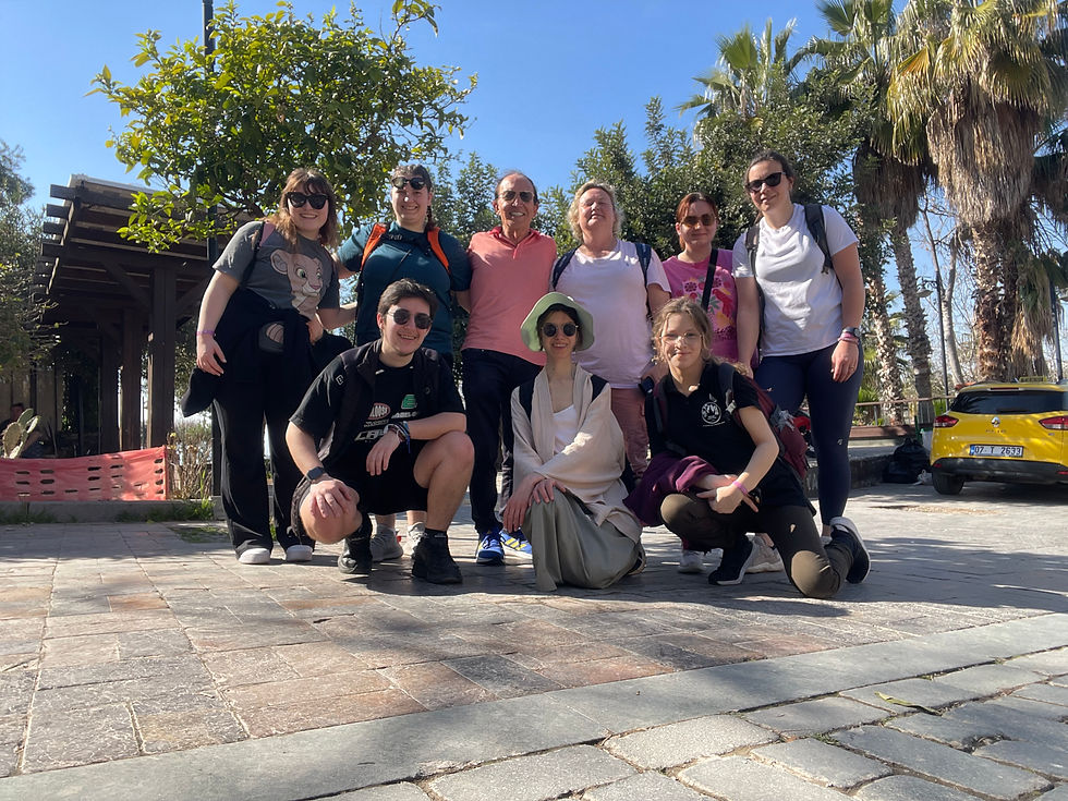photo de groupe avec notre guide, professeur d'allemand